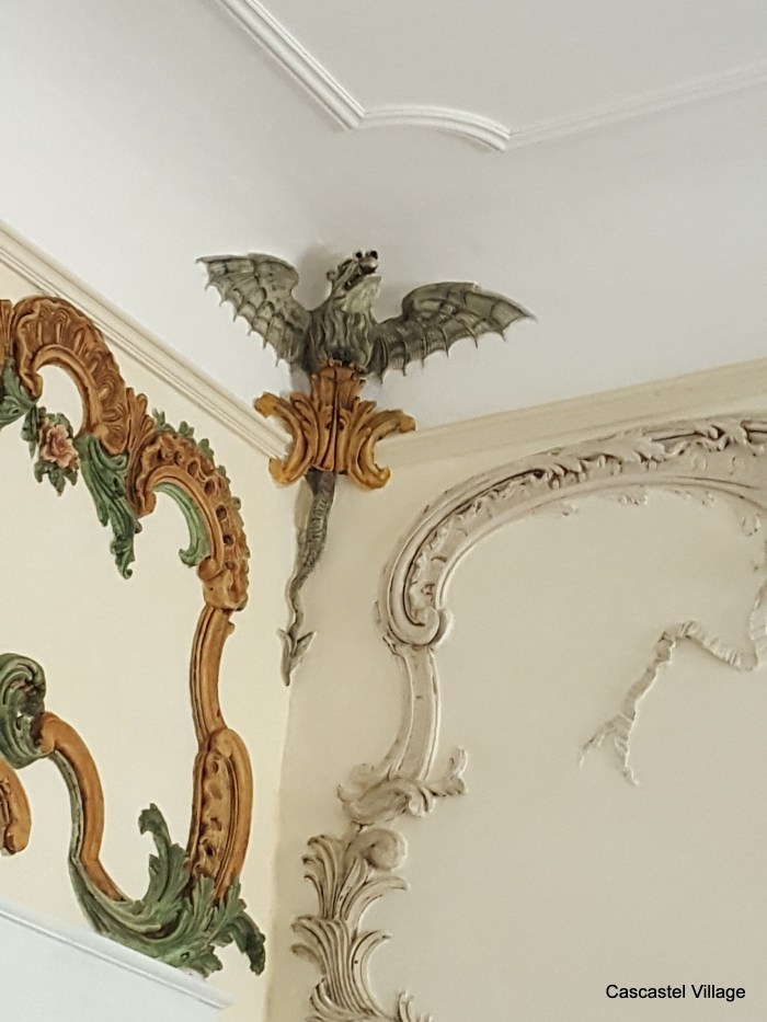 La chimère de droite dans son état quasi définitif