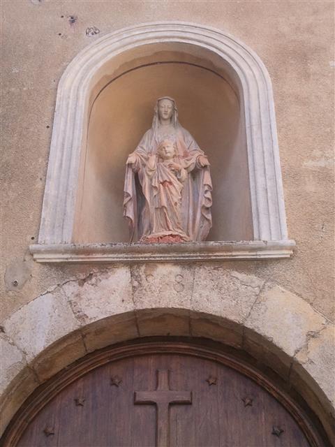 Vierge à l'enfant, Portail église Cascastel
