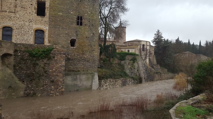 Sous l'église et le Château,  27 Janvier 2017, 16h
