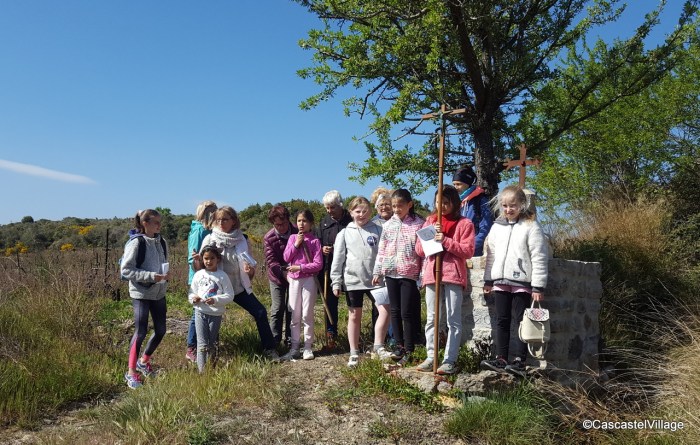Quatorzième station, devant la Croix de Ferrairoles