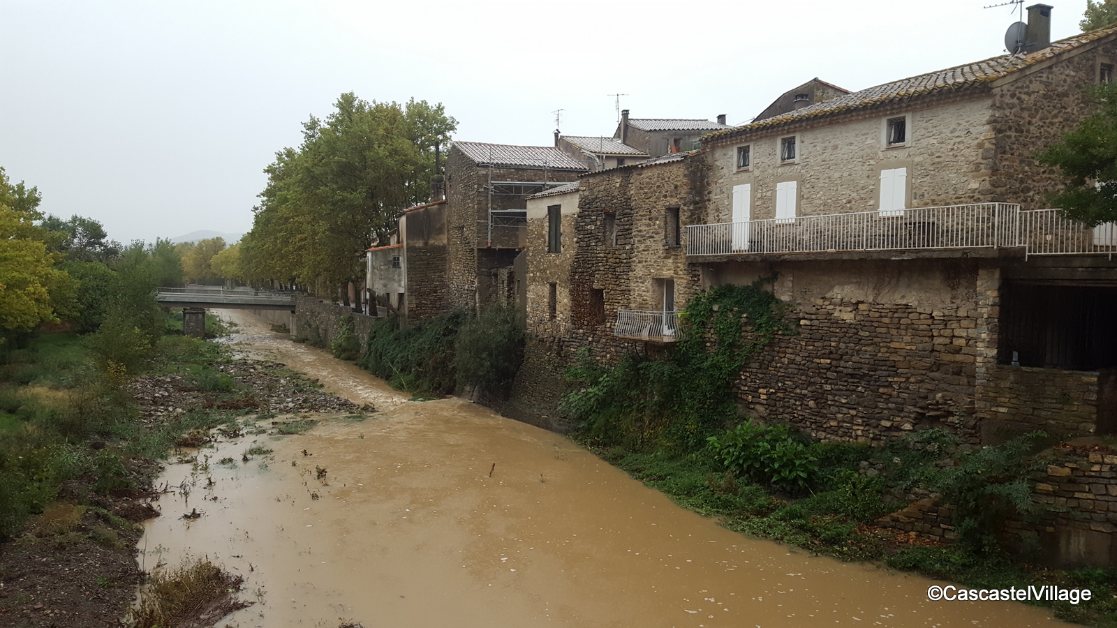 La Berre sous les maisons